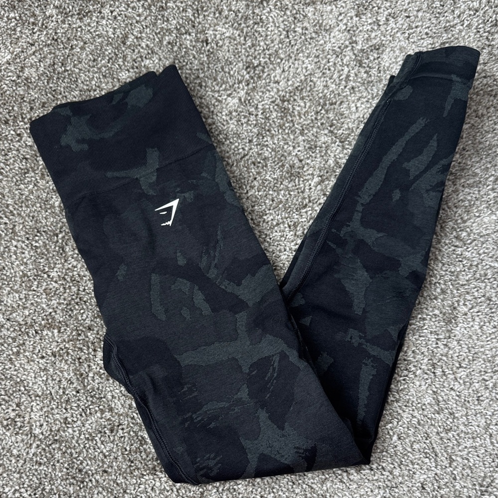 Gymshark Adapt Seamless Black Camo Leggings